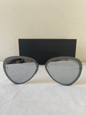 Alexander McQueen AM0120SA 002 Womens Sumglasses Gary Black And Silver Alexander McQueen Silver Sunglasses for Women for sale | eBay main image 4